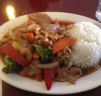 Dee's Vintage Thai Restaurant - Australian Directory