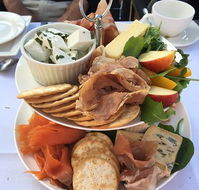 Kingfishers Cafe Restaurant - Australian Directory