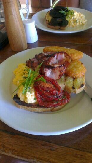 Lazy River Bar & Bistro - Australian Directory 4