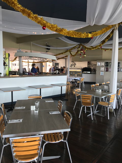 River Deck Restaurant - Australian Directory 4