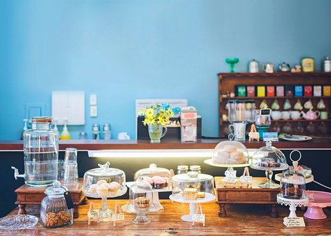 Sweetness Contained - Australian Directory 0