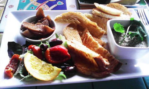 Two Bird's Cafe - Australian Directory 0