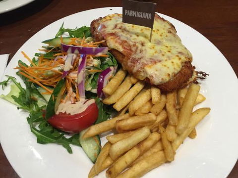 Capalaba Tavern - Australian Directory 0