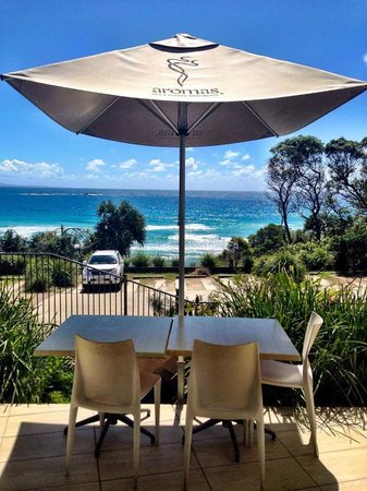 Manta Ray Bistro At Stradbroke Island Beach Hotel - Australian Directory 0