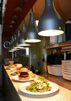 Manta Ray Bistro At Stradbroke Island Beach Hotel - Australian Directory 6