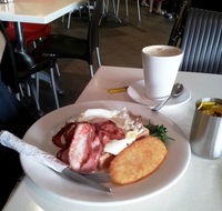 Cafe 21