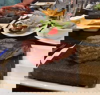 West Wing Bar  Grill - Australian Directory