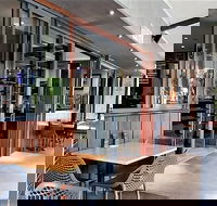 Mission Beach Tavern - Australian Directory