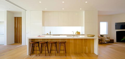 Solid Kitchens `n’ Cabinets - Australian Directory 0
