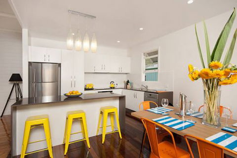 APT Creative Kitchens - Australian Directory 1