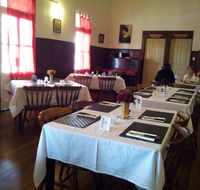 Ravenshoe Hotel - Australian Directory