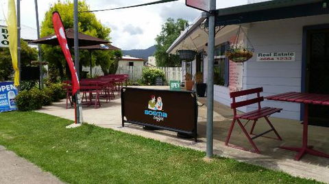Veronica's On Willow - Australian Directory 0