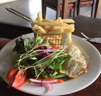 The Highlander Tavern - Australian Directory
