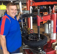 Richardson Motors - Australian Directory