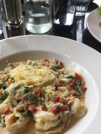 Enrik's Cafe And Restaurant - Australian Directory 0