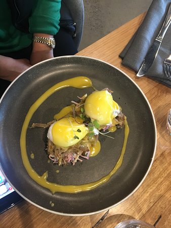 Porters, Williamstown - Australian Directory 0