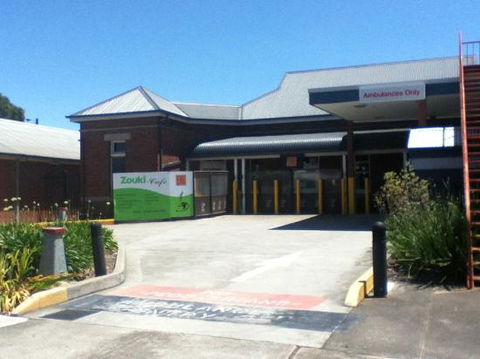 Zouki Cafe - Australian Directory 0