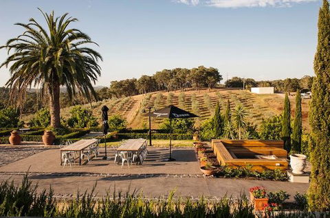 Olivigna Restaurant - Australian Directory 0