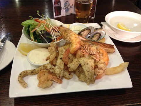 Olive Tree Hotel Sunbury - Australian Directory 0