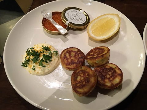 The Gallery Restaurant At Craig's Royal Hotel - Australian Directory 0