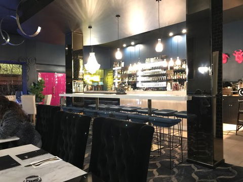 Mr + Co Winebar - Australian Directory 0