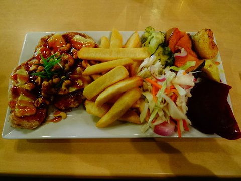 Victoria Hotel - Australian Directory 0