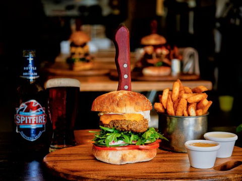 Spitfire Restaurant And Grill - Australian Directory 0