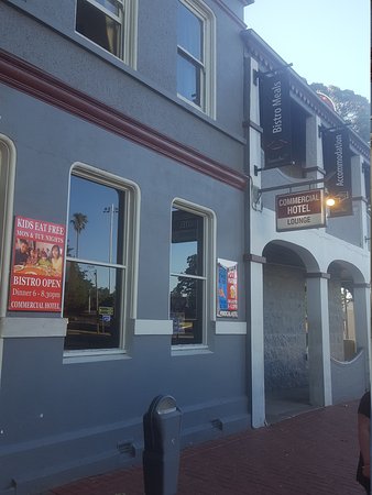 Commercial Hotel Hamilton - Australian Directory 0