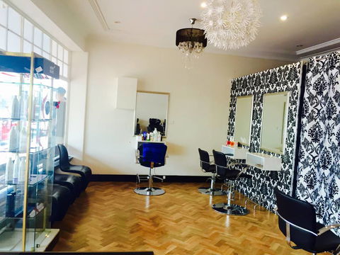 The Black Pearl Hair & Beauty - Australian Directory 2