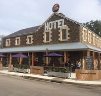 Inverleigh Hotel - Australian Directory