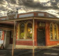Kangaroo Hotel - Australian Directory