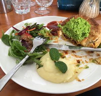 Lake Edge Cafe - Australian Directory