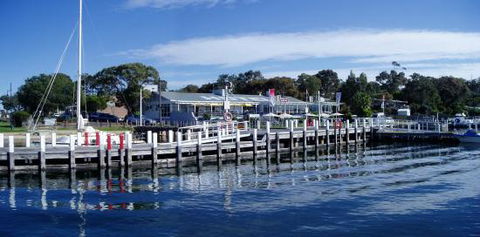Metung Hotel - Australian Directory 0
