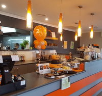 Watt's in Bundalong Cafe - Australian Directory