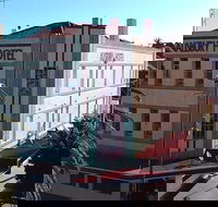 Salisbury Hotel Stanmore - Australian Directory