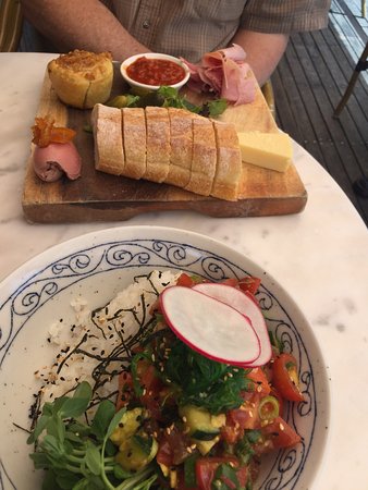 Treehouse Restaurant - Australian Directory 0