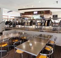 High Flyer Hotel - Australian Directory