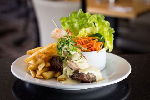 Dan N Tiffany's - Australian Directory 0