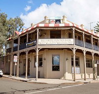 Balgownie Hotel - Australian Directory
