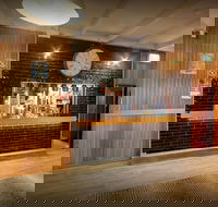 Lake Macquarie Hotel - Australian Directory