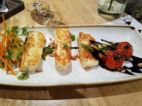 Upstairs @ Fred's - Australian Directory 0