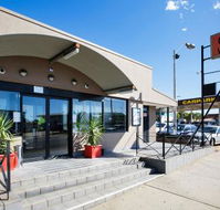 Belfield Hotel - Australian Directory