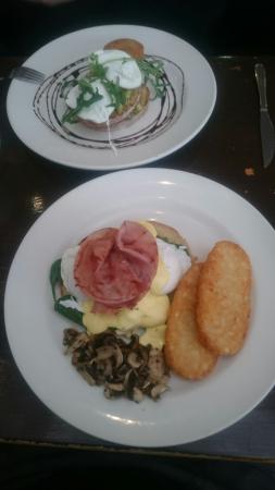 Lysanders Cafe - Australian Directory 0