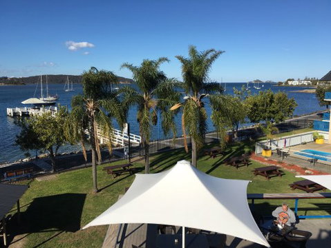 Mariners Bistro & Bar - Australian Directory 0