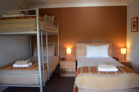 Morpeth Lodge Motel - Australian Directory 0