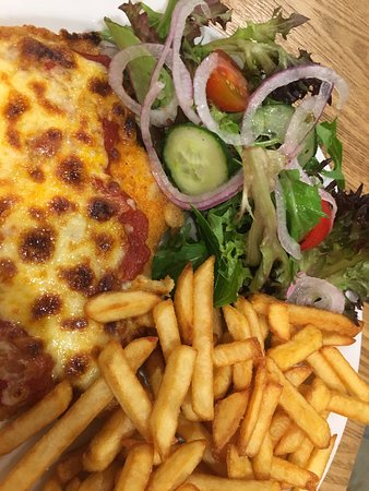 Blaxland Tavern Bistro - Australian Directory 0