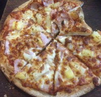 Crust Gourmet Pizza Bar Woolongong - Australian Directory