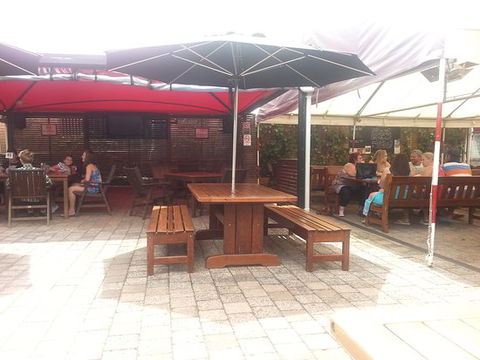 Federal Hotel Alstonville NSW - Australian Directory 0