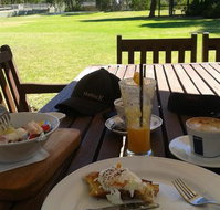 The Crossing Cafe - Australian Directory