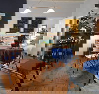 Jayes Gallery and Cafe - Australian Directory